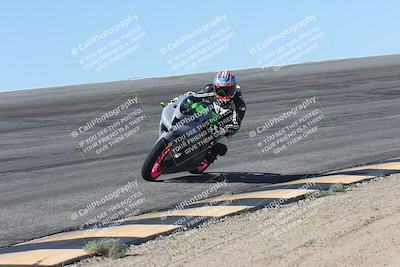 media/Oct-13-2025-Moto Forza (Mon) [[a66d839500]]/4-C Group/Session 2 (Bowl)/